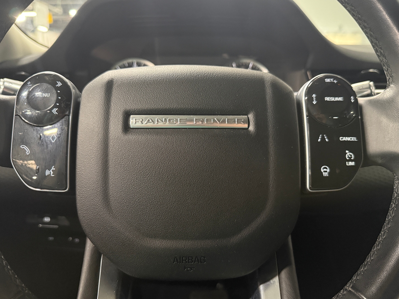 Thumbnail: 2020 Land Rover Range Rover Evoque - 4