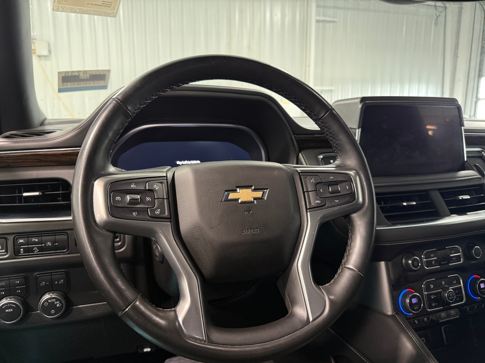 Thumbnail: 2023 Chevrolet Suburban - 4