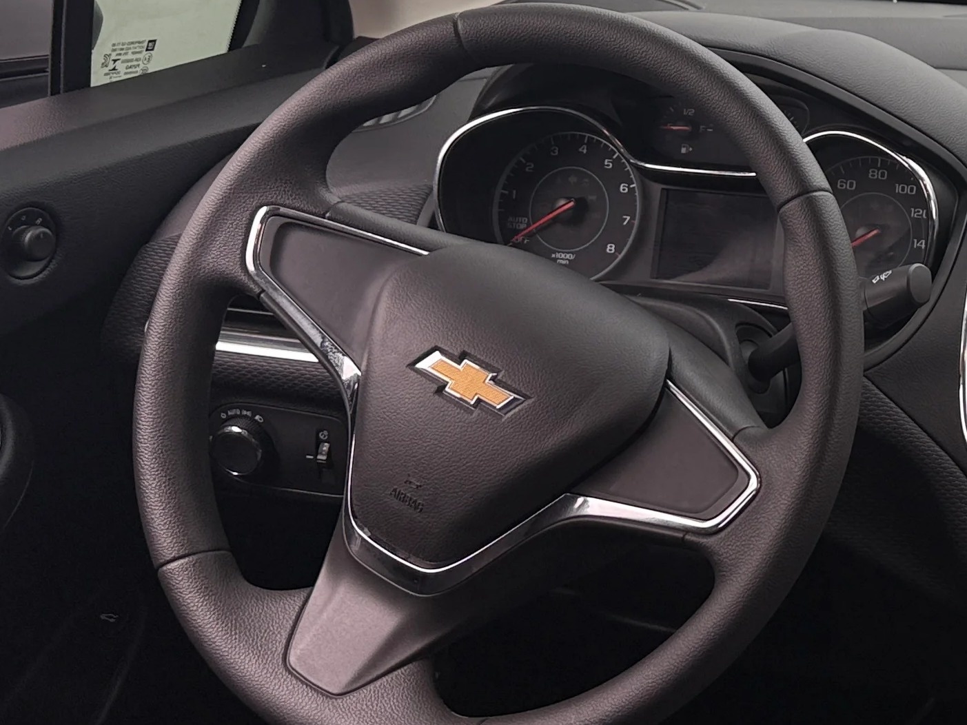 Thumbnail: 2018 Chevrolet Cruze - 5