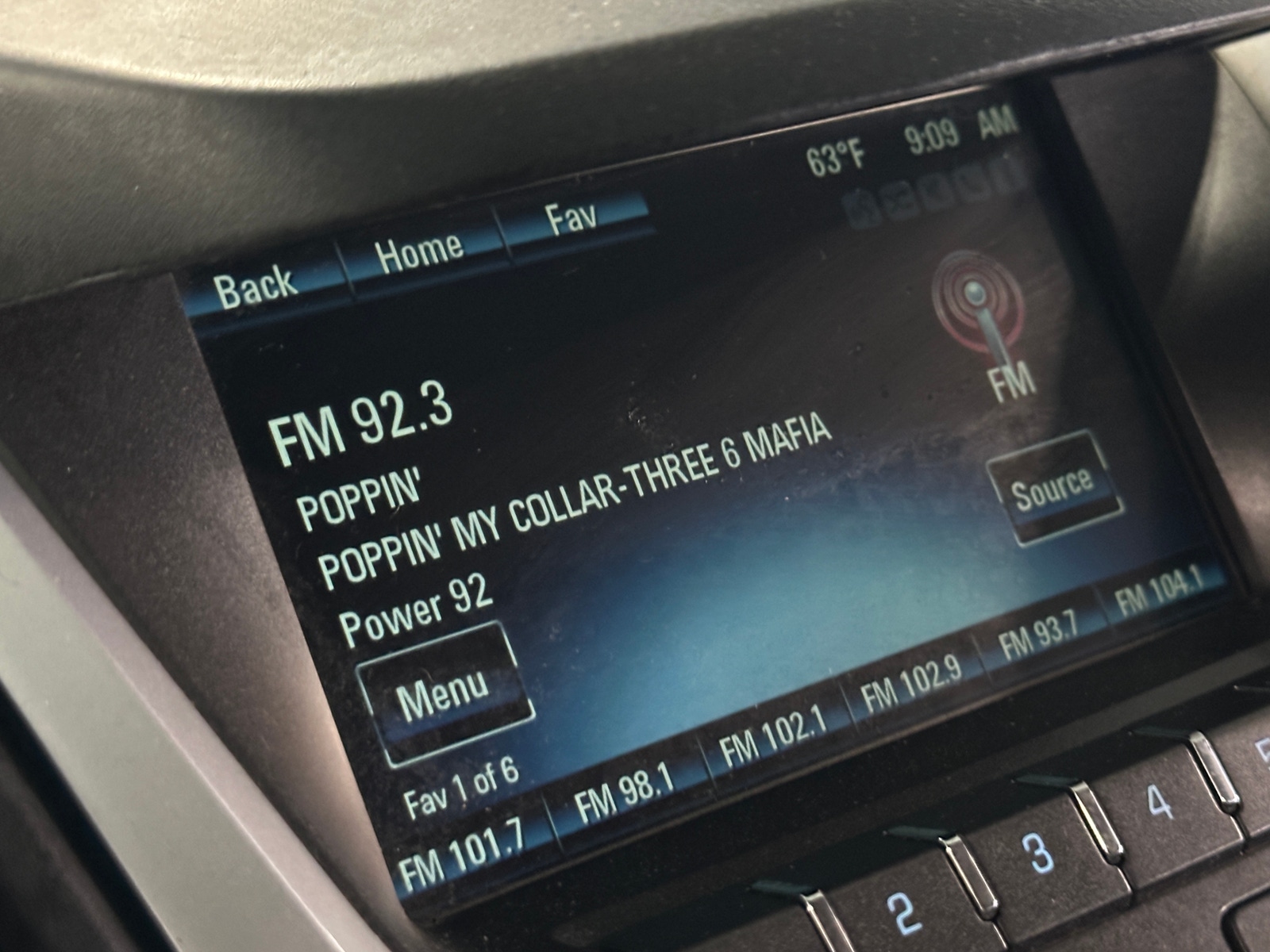 Thumbnail: 2016 Chevrolet Equinox - 4