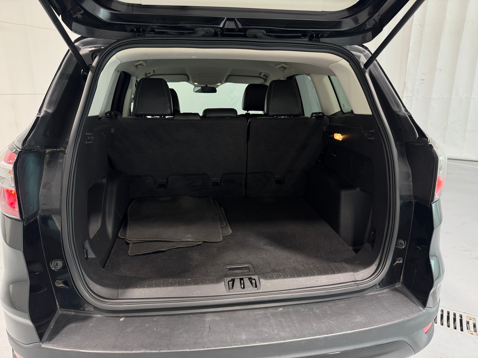 Thumbnail: 2017 Ford Escape - 7