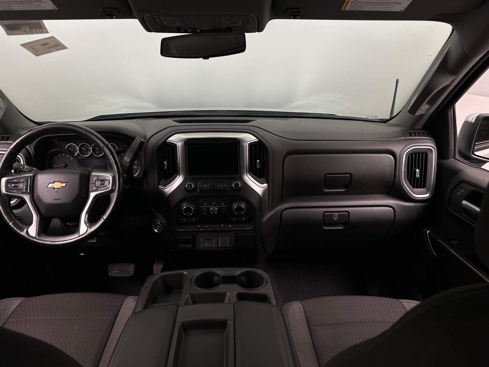 Thumbnail: 2019 Chevrolet Silverado 1500 - 3