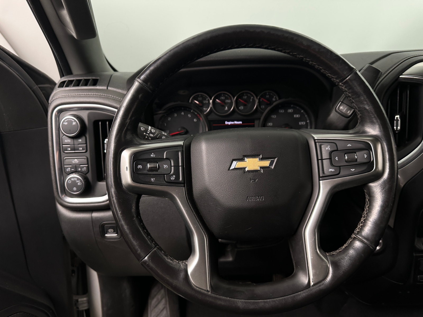 Thumbnail: 2019 Chevrolet Silverado 1500 - 5