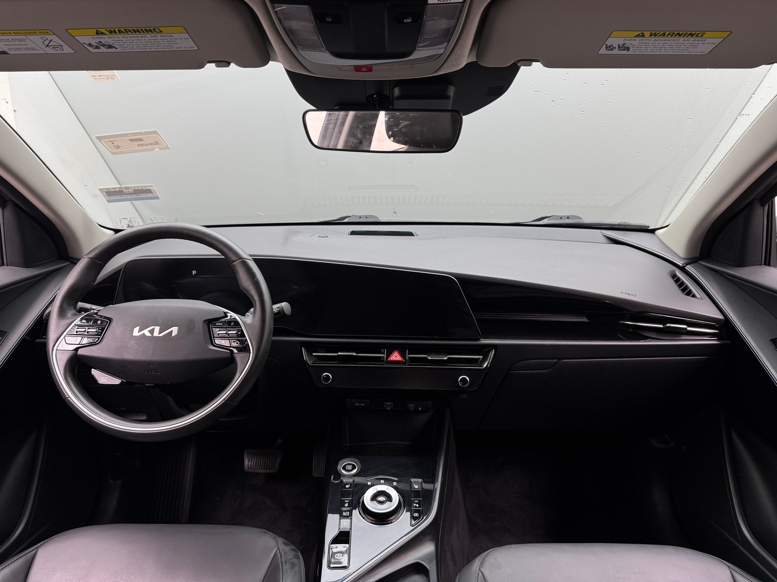 Thumbnail: 2024 Kia Niro - 3