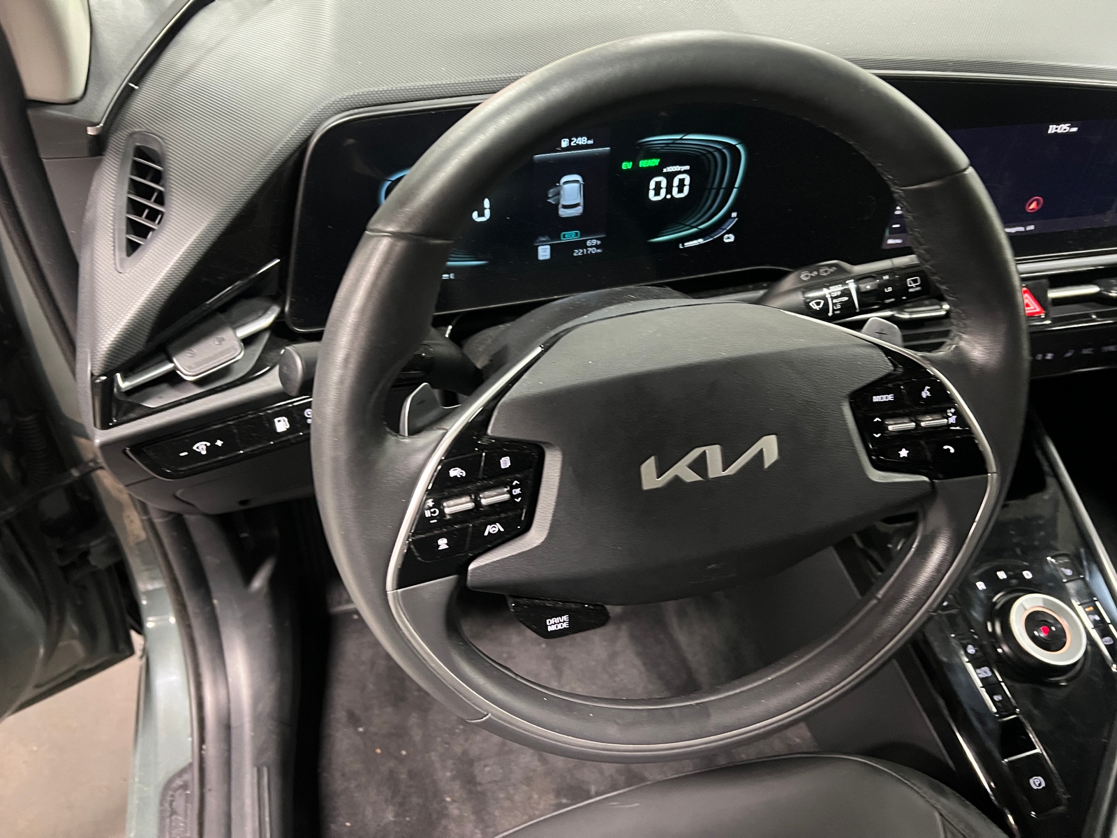 Thumbnail: 2024 Kia Niro - 5