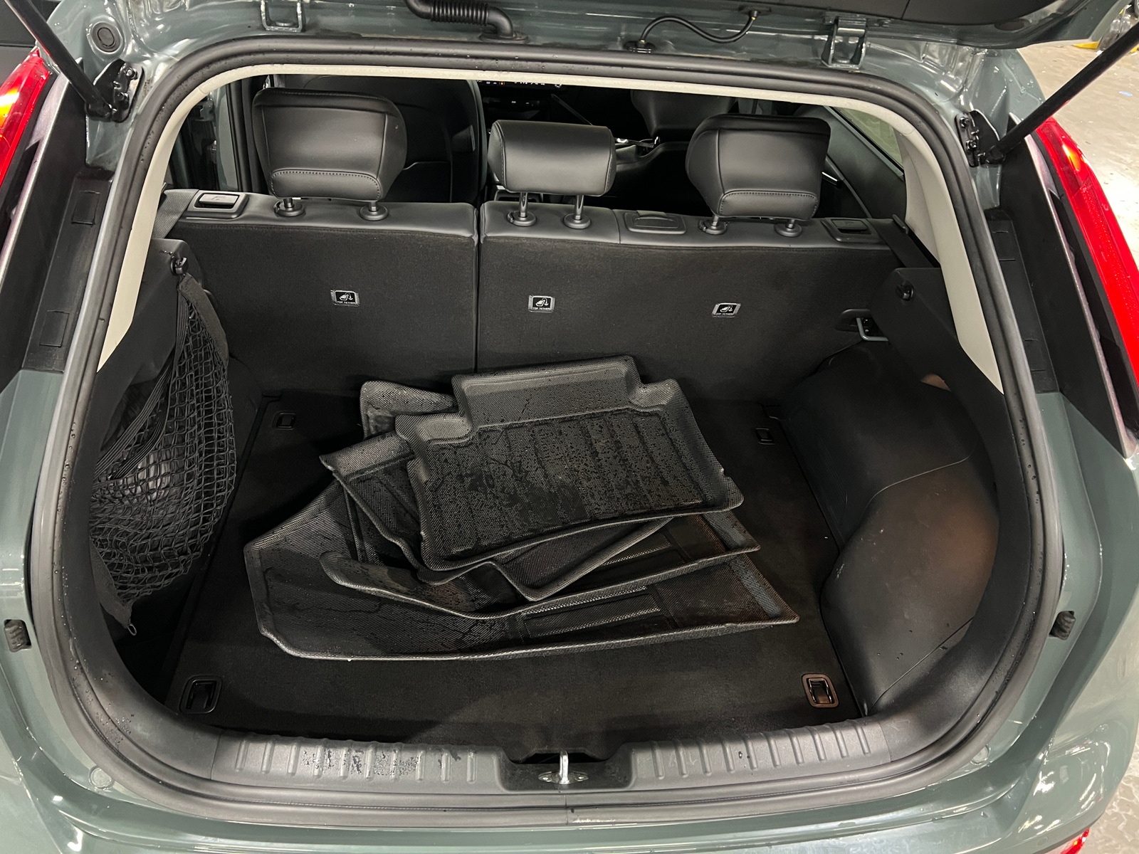 Thumbnail: 2024 Kia Niro - 7