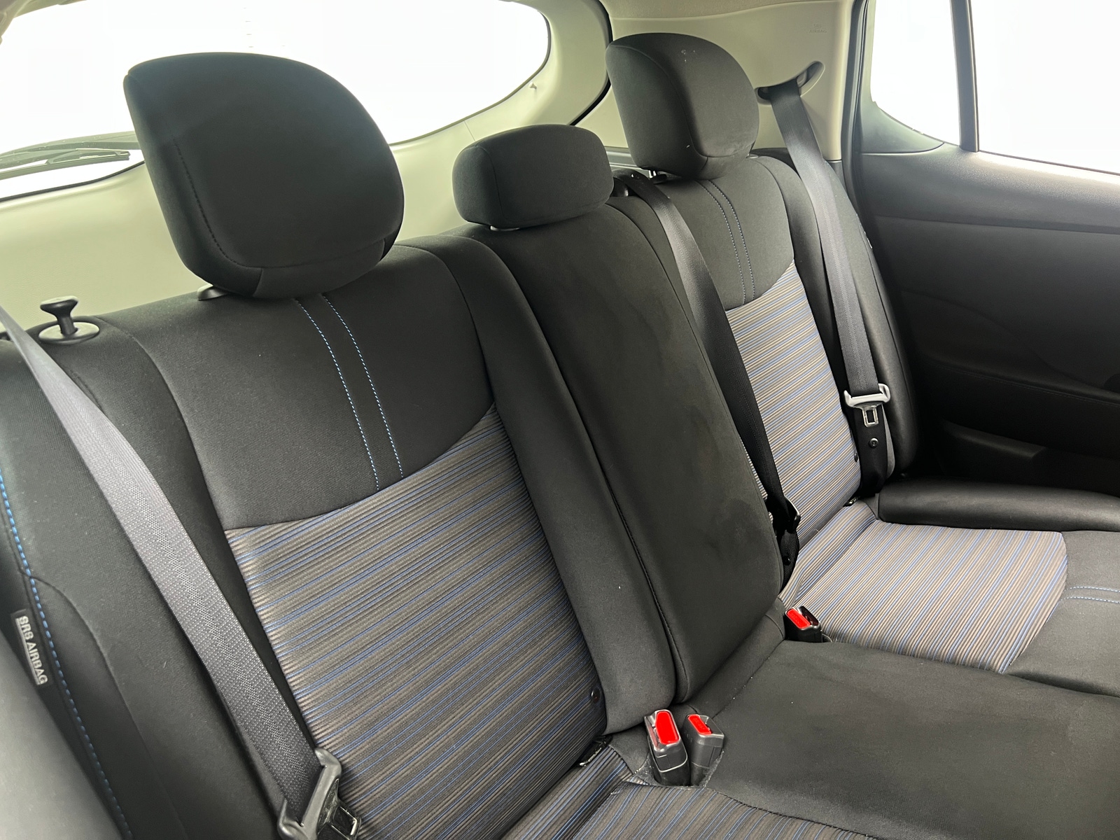 Thumbnail: 2023 Nissan Leaf - 6