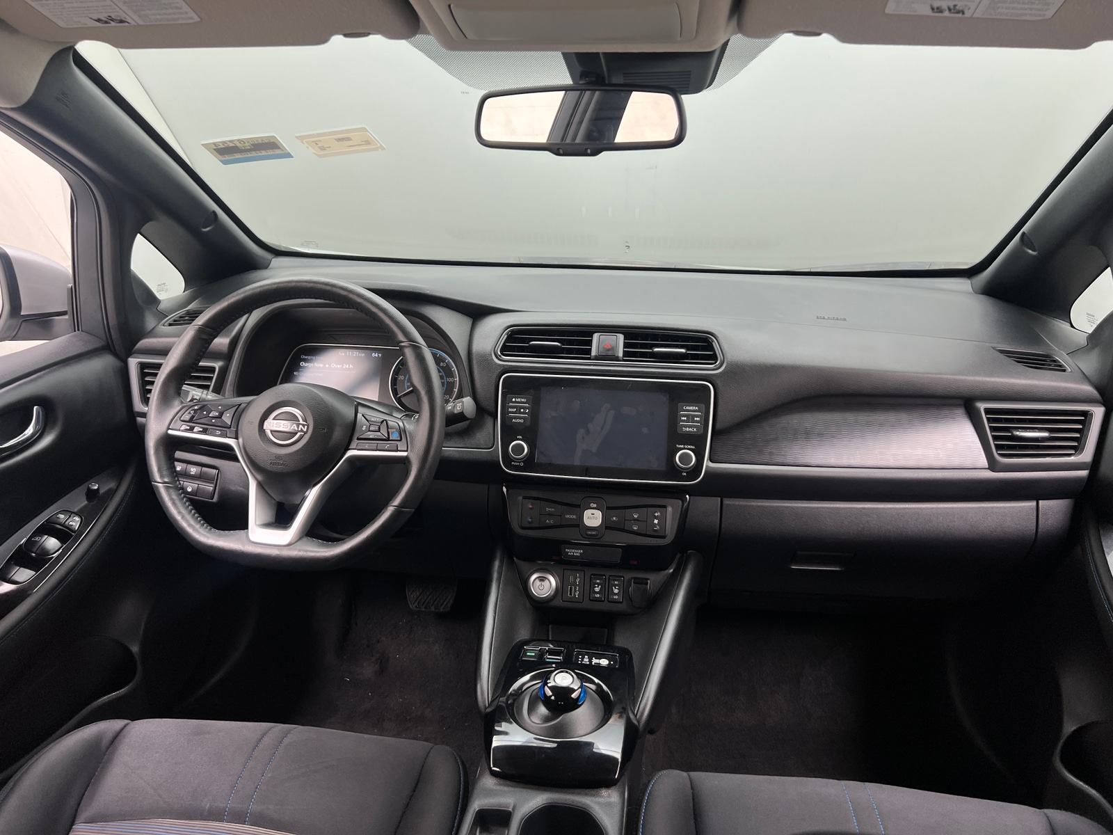 Thumbnail: 2023 Nissan Leaf - 3