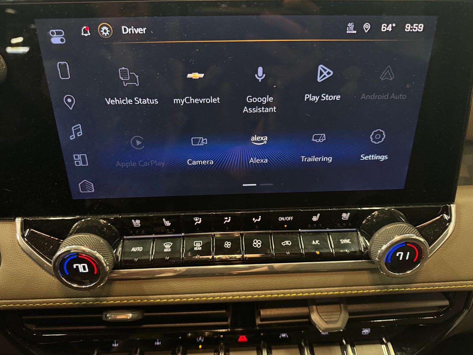 Thumbnail: 2025 Chevrolet Colorado - 3