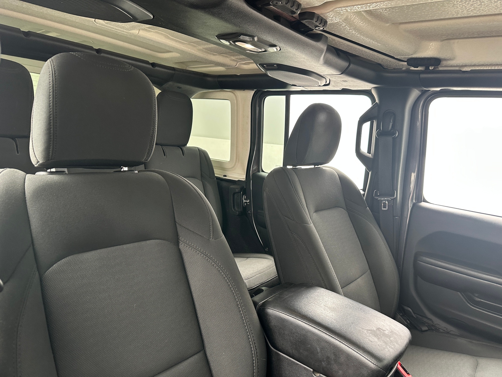 Thumbnail: 2018 Jeep Wrangler - 2