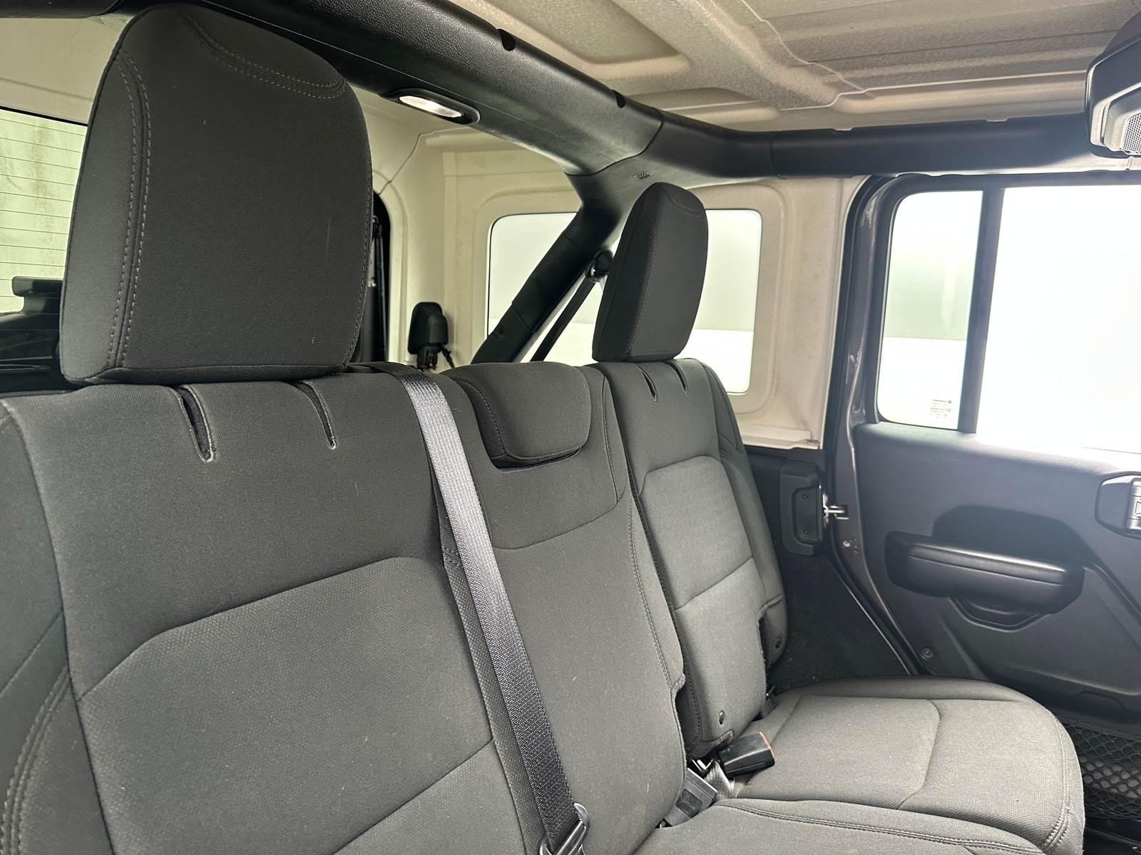 Thumbnail: 2018 Jeep Wrangler - 6