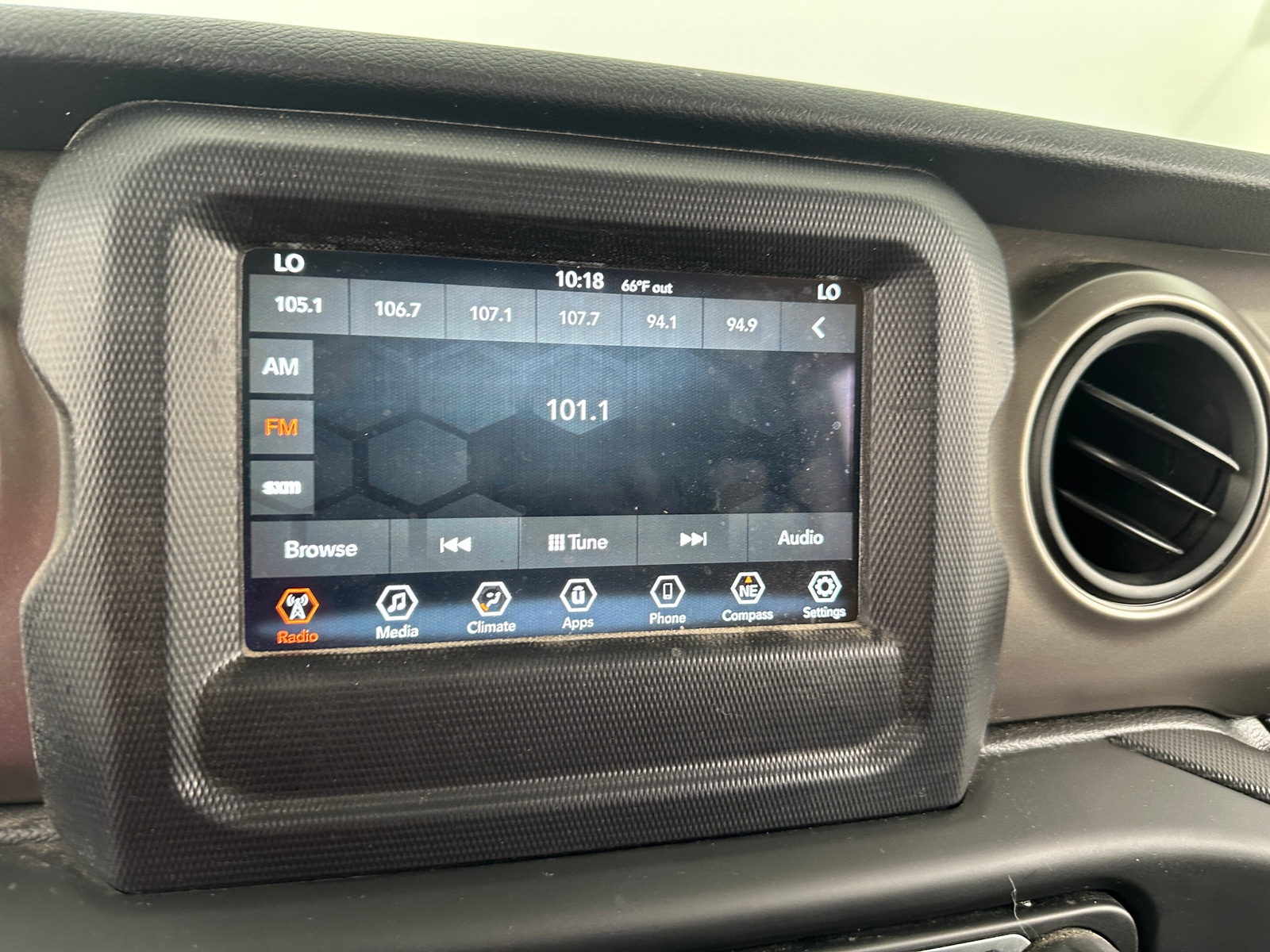 Thumbnail: 2018 Jeep Wrangler - 4