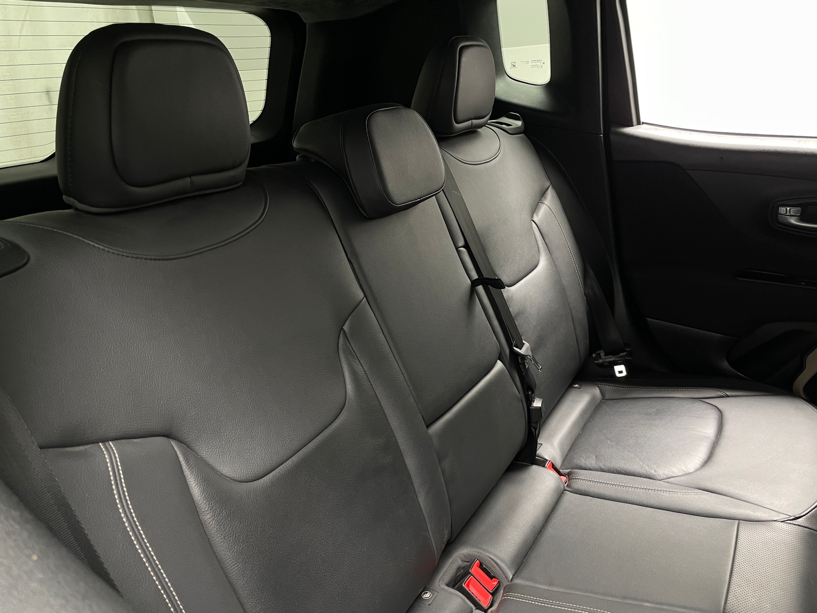 Thumbnail: 2016 Jeep Renegade - 5