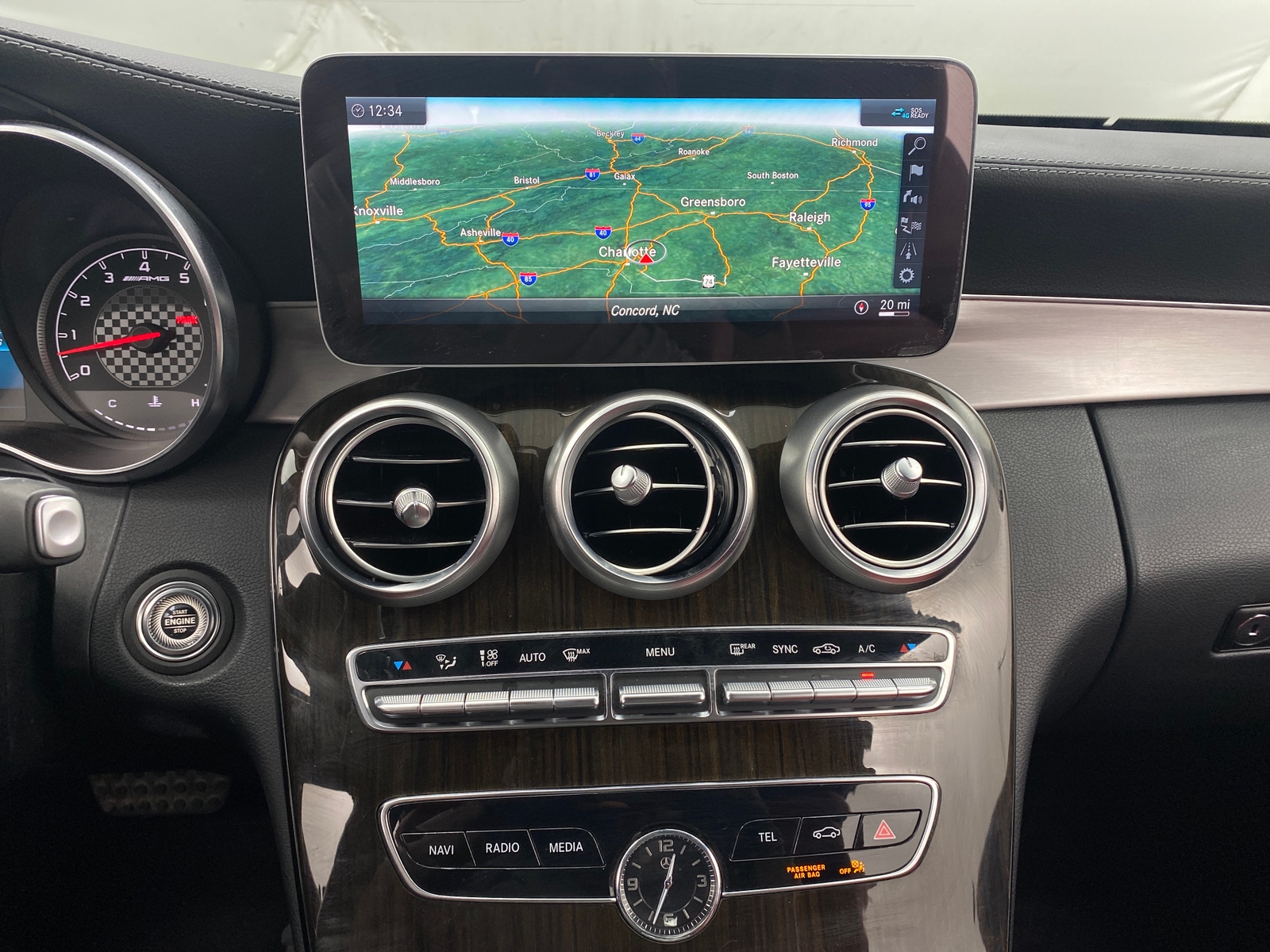 Thumbnail: 2019 Mercedes-Benz C-Class - 3