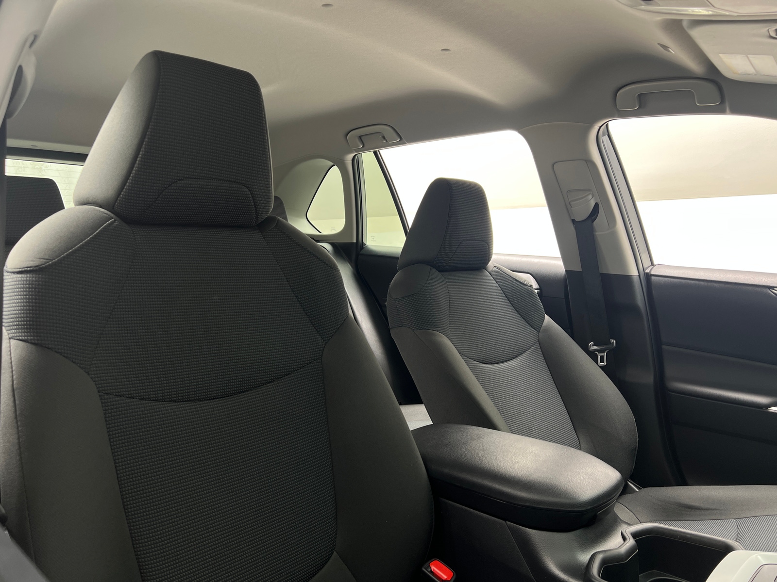 Thumbnail: 2025 Toyota RAV4 - 2