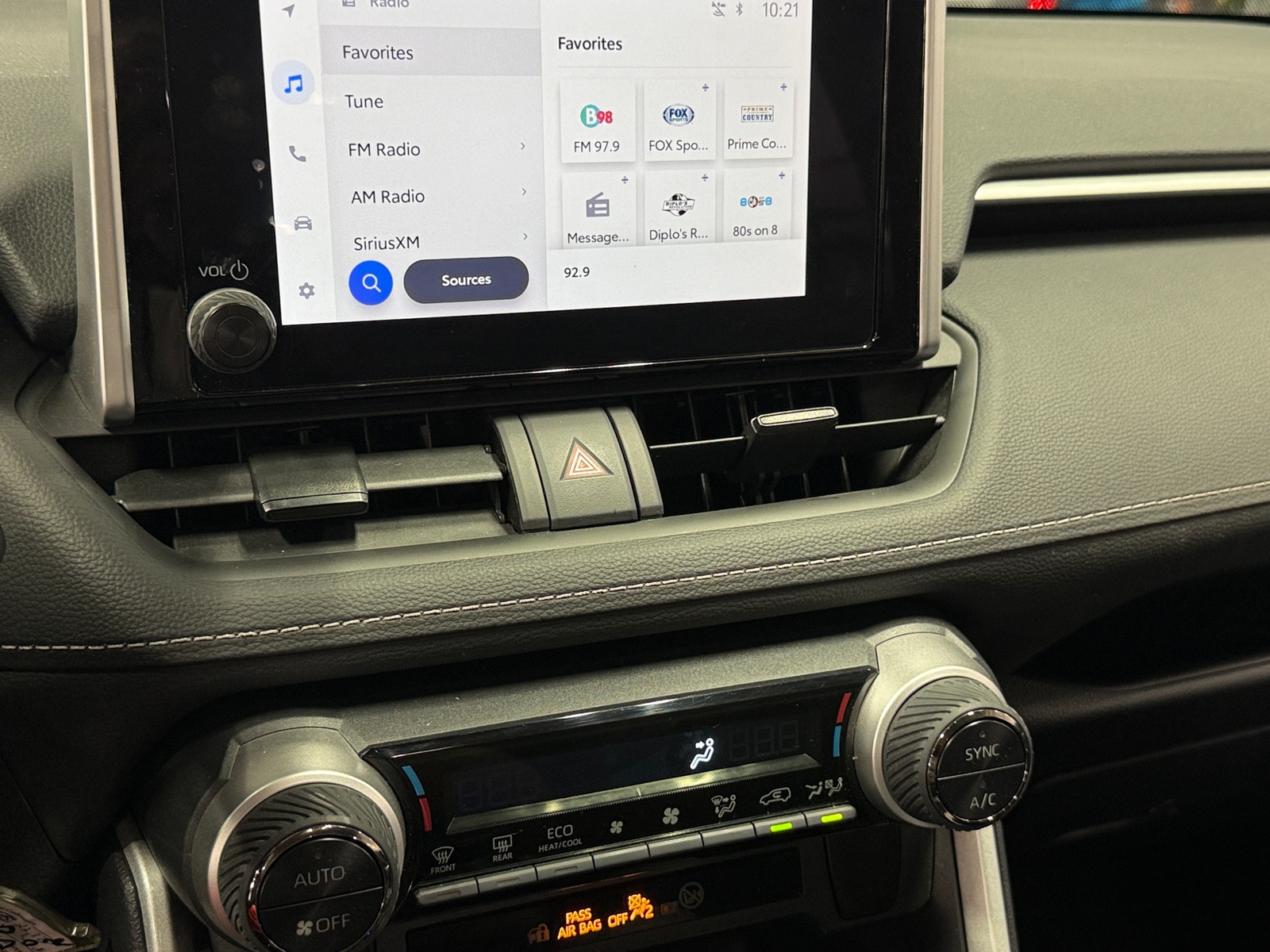 Thumbnail: 2025 Toyota RAV4 - 4