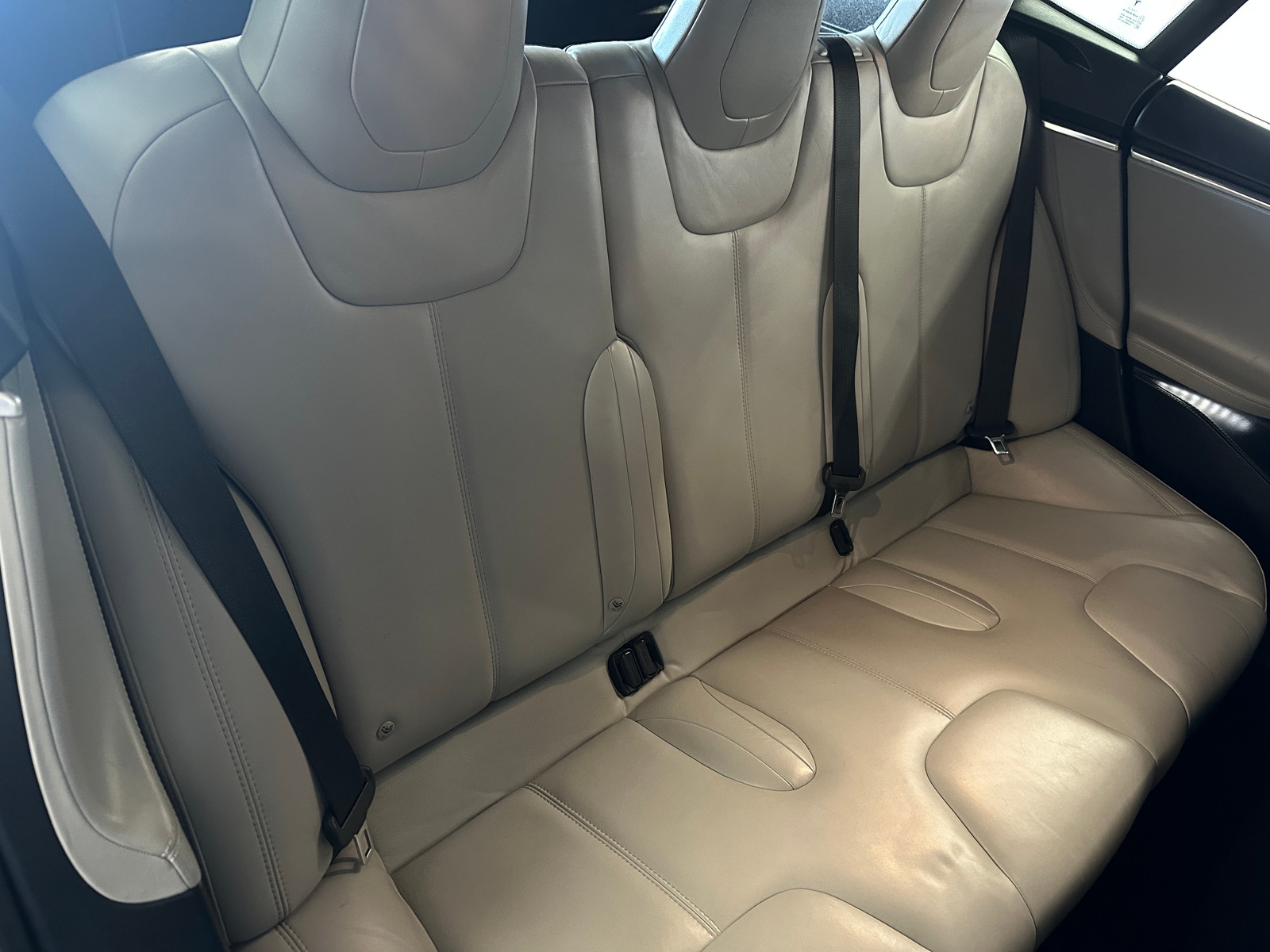 Thumbnail: 2016 Tesla Model S - 5