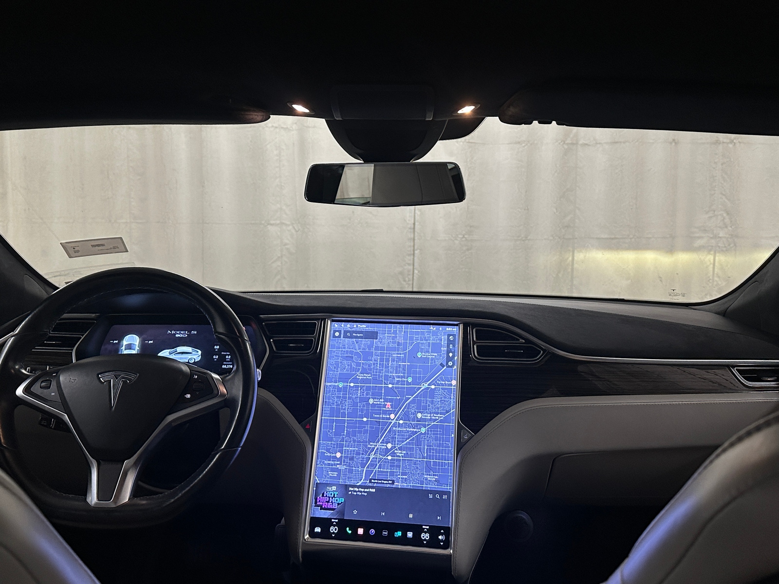 Thumbnail: 2016 Tesla Model S - 2