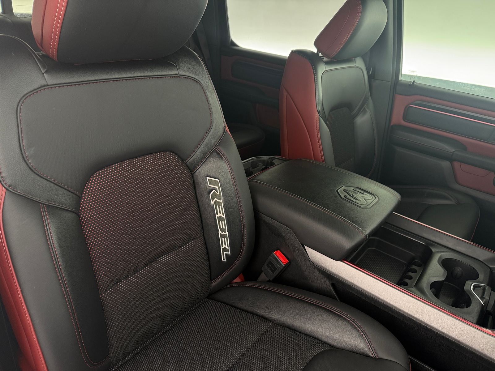 Thumbnail: 2025 RAM 1500 - 2