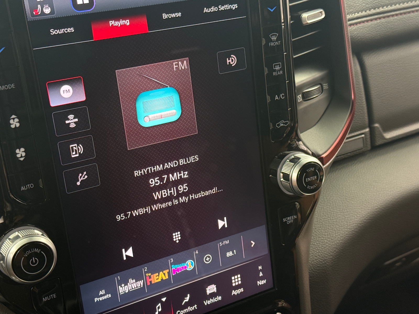 Thumbnail: 2025 RAM 1500 - 4