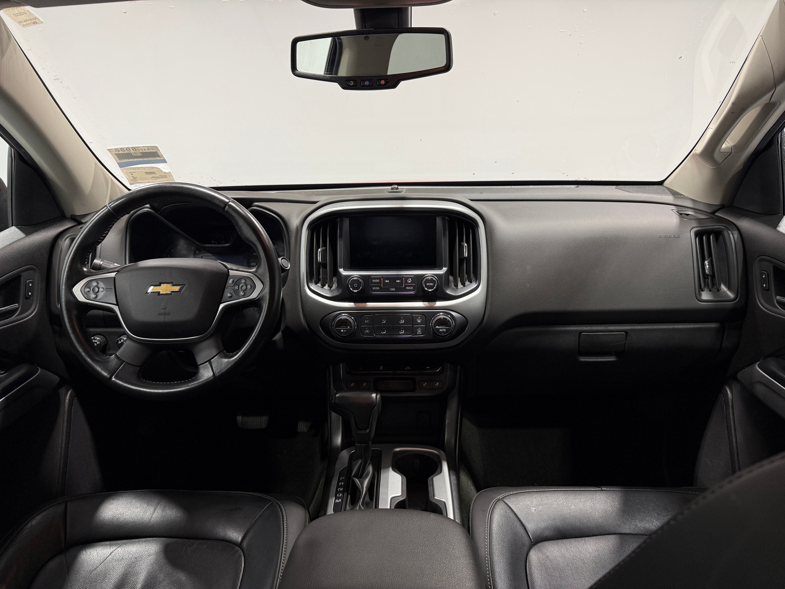 Thumbnail: 2016 Chevrolet Colorado - 3