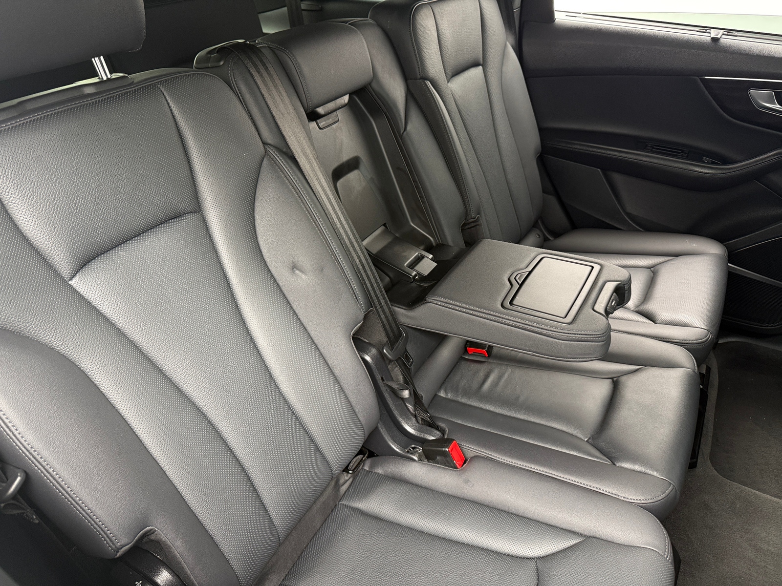 Thumbnail: 2024 Audi Q7 - 5