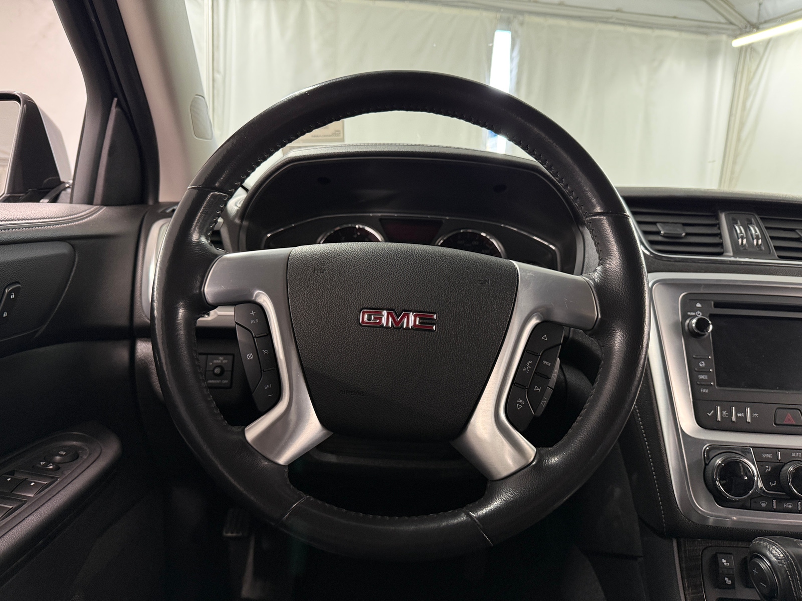Thumbnail: 2014 GMC Acadia - 4