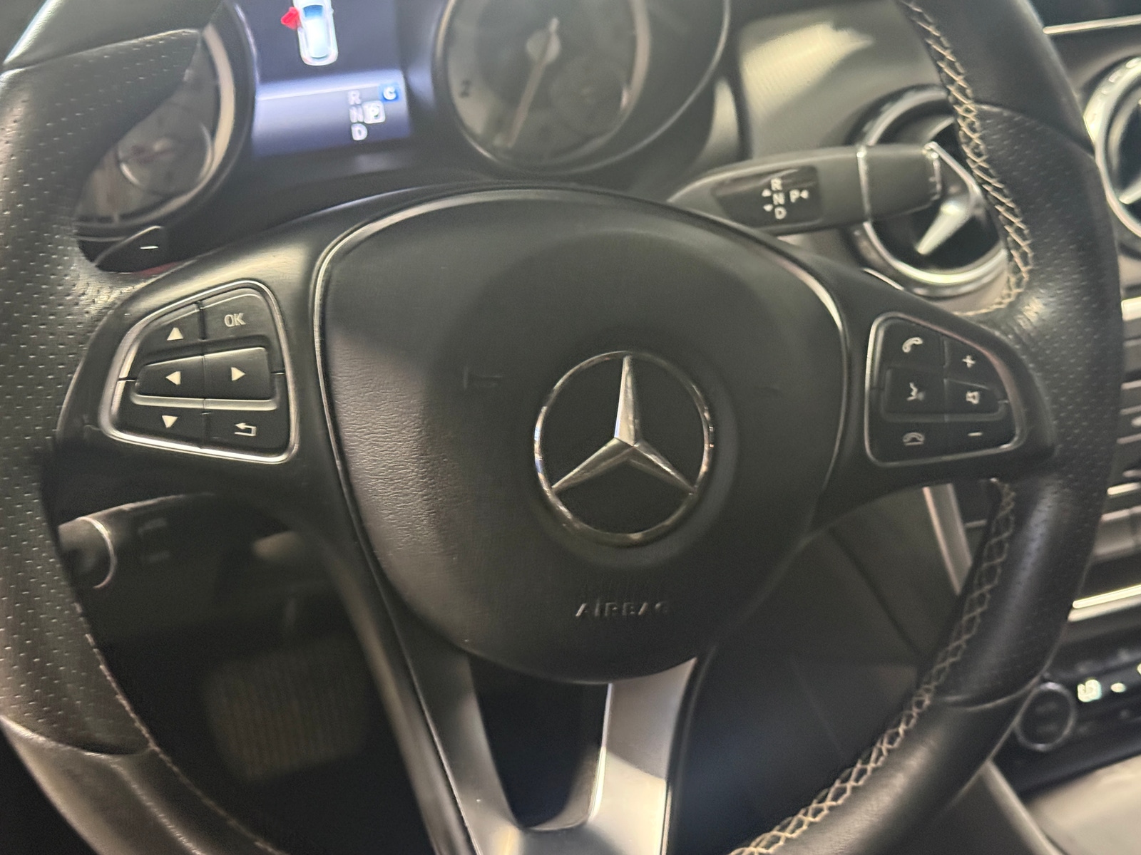 Thumbnail: 2017 Mercedes-Benz GLA - 4