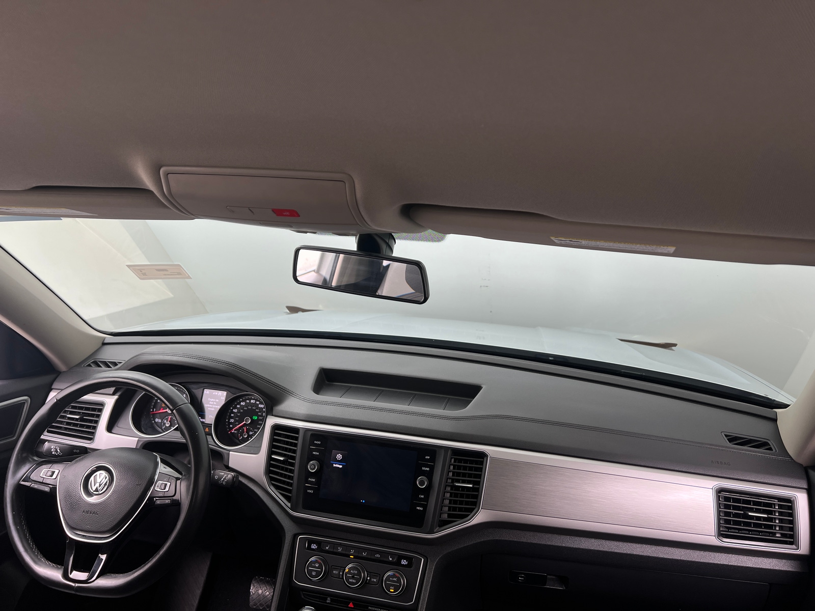 Thumbnail: 2019 Volkswagen Atlas - 3