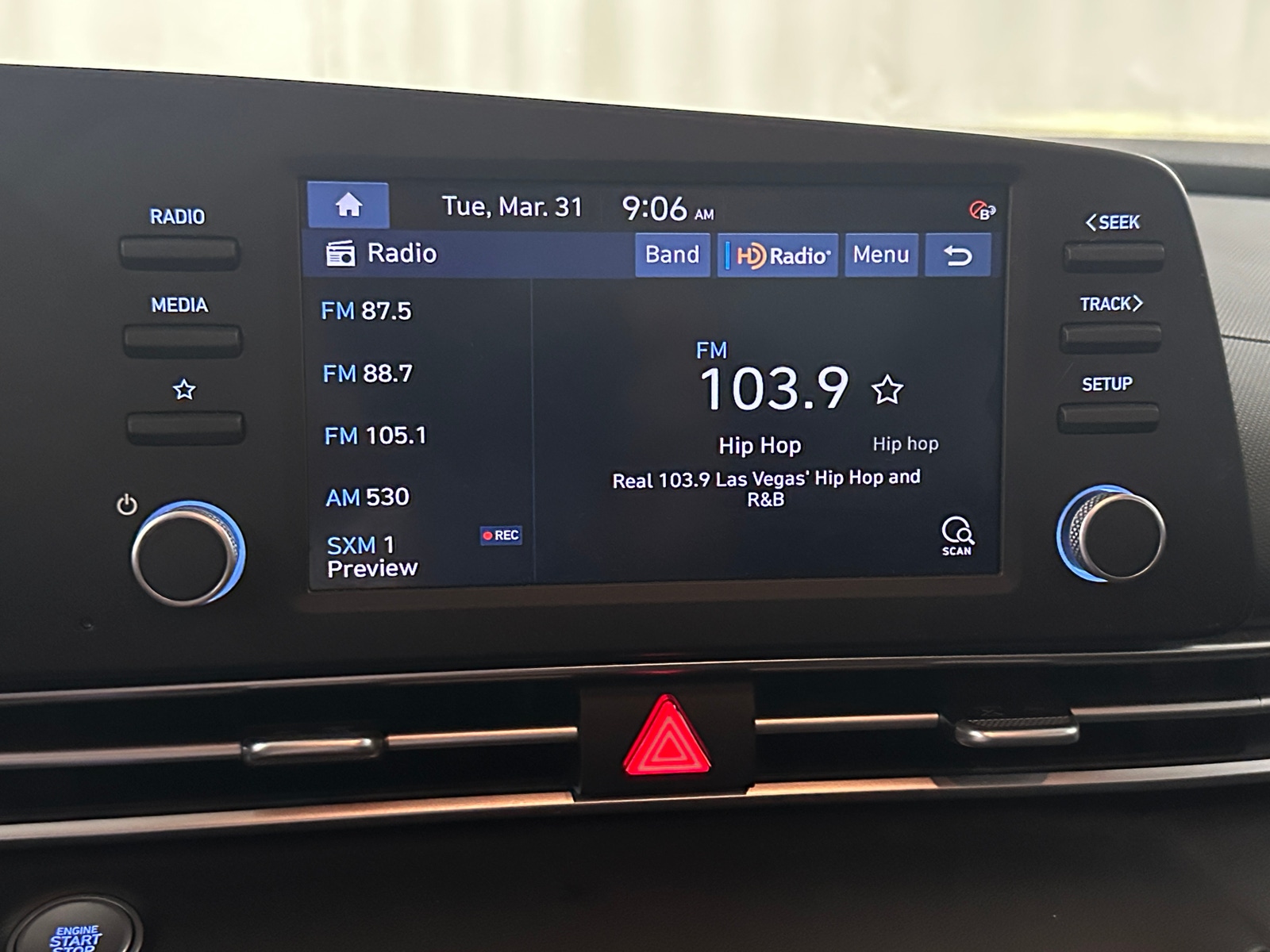 Thumbnail: 2023 Hyundai Elantra - 4