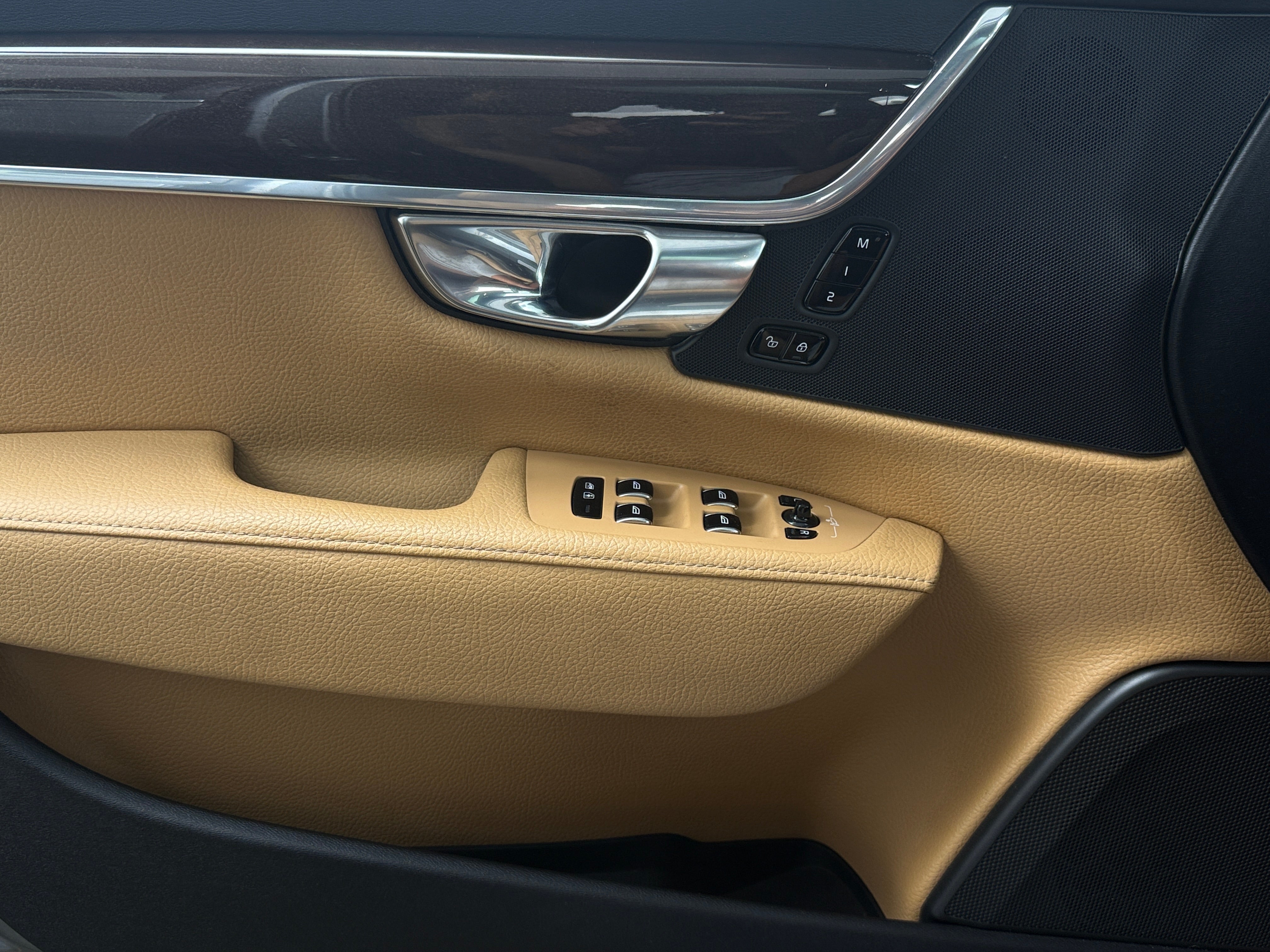 2018 Volvo S90