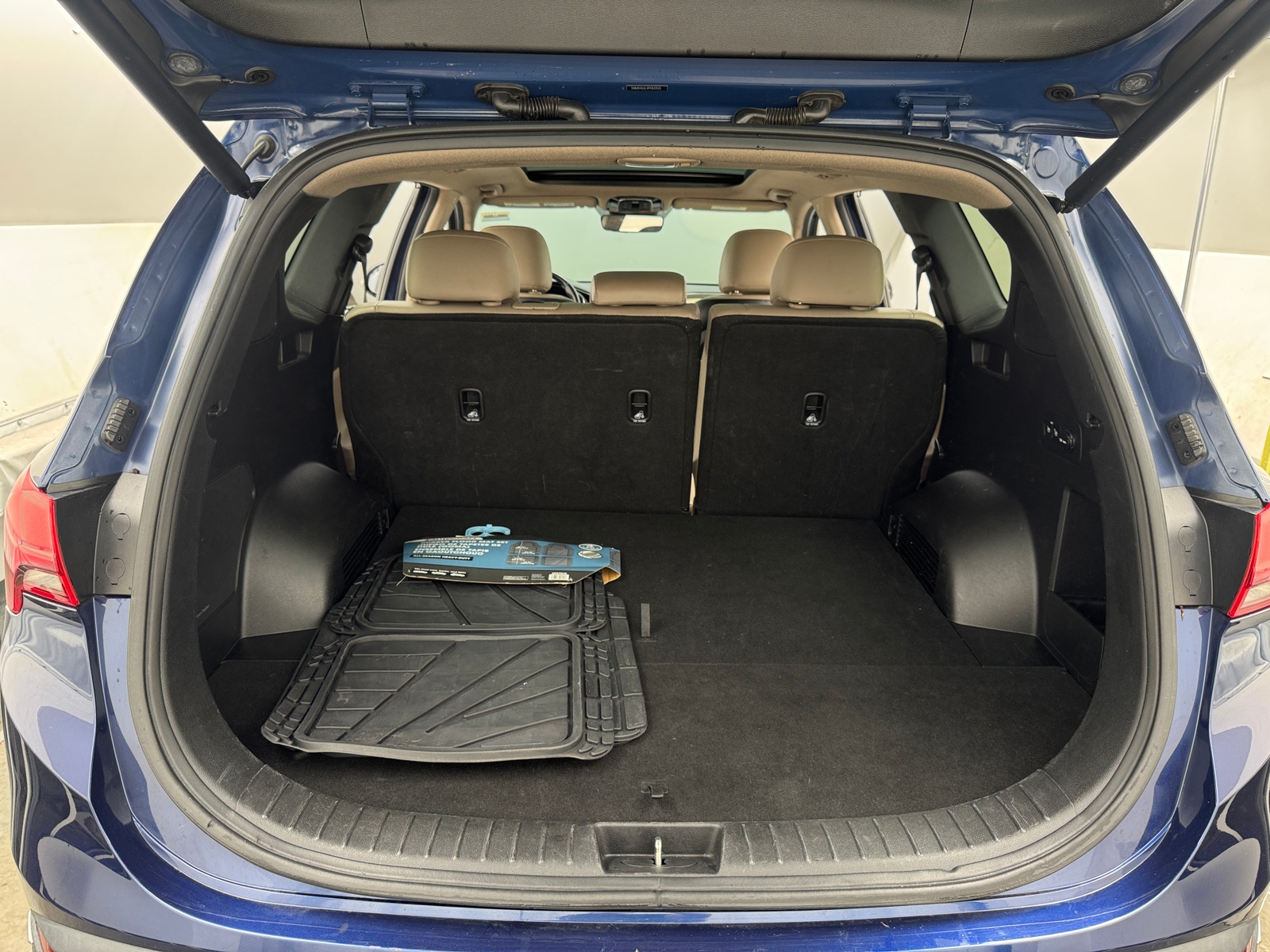 Thumbnail: 2023 Hyundai Santa Fe - 6