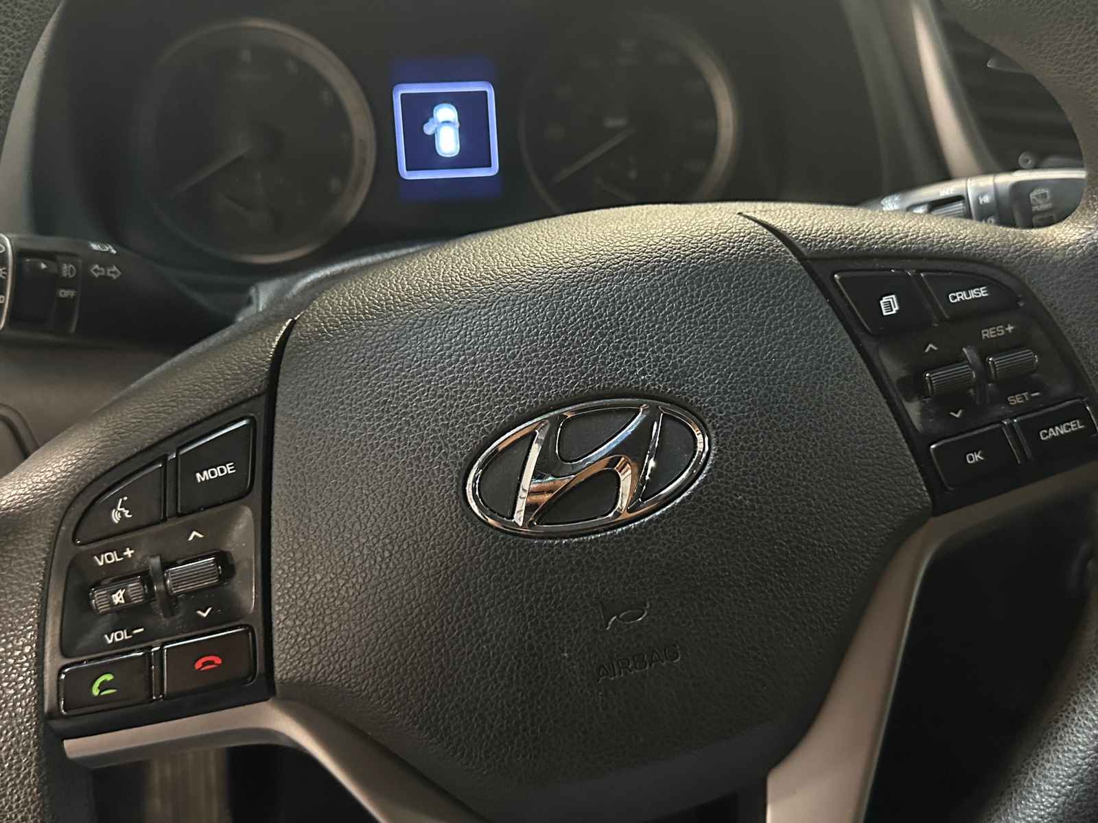 Thumbnail: 2018 Hyundai Tucson - 5