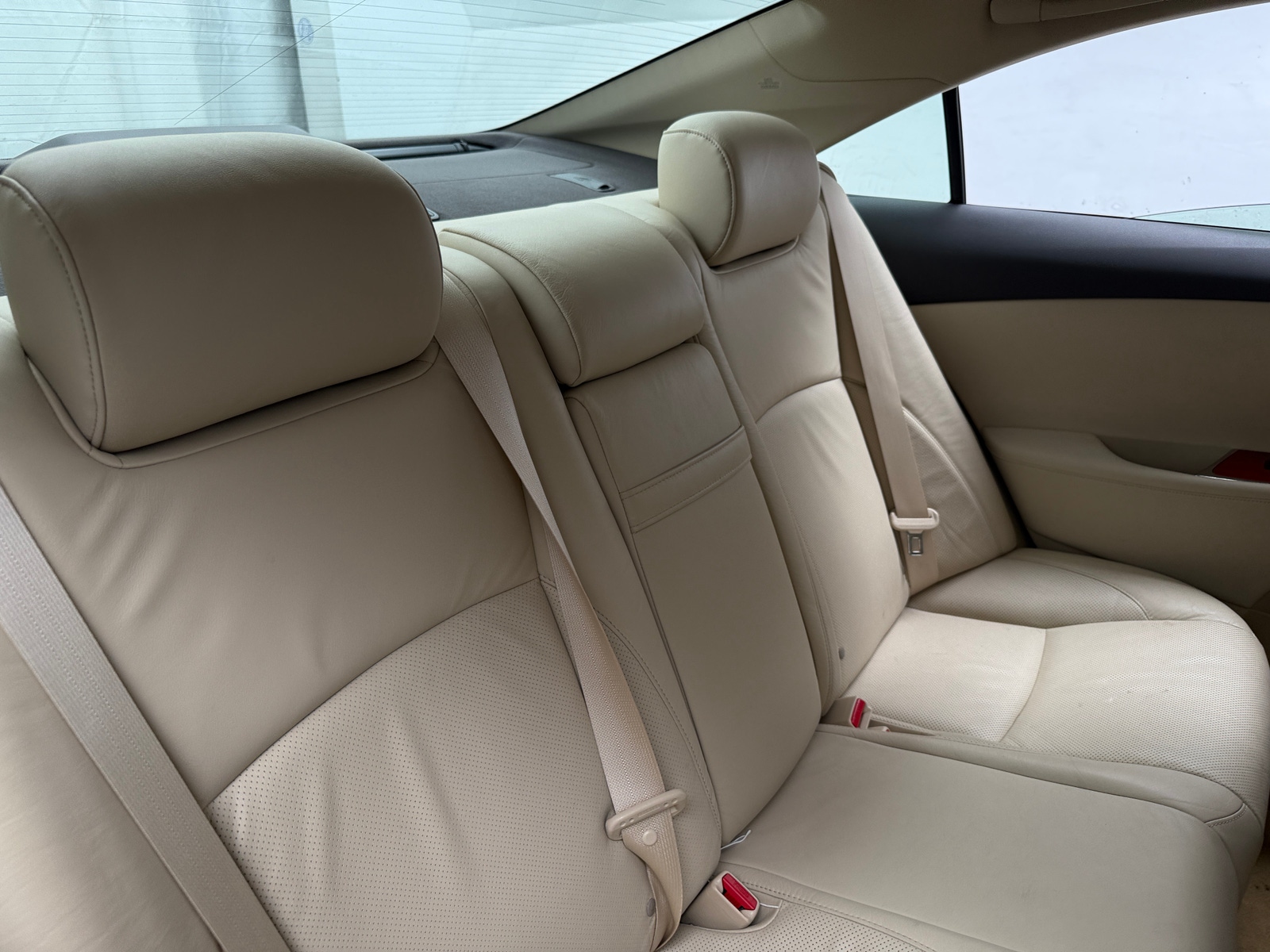 Thumbnail: 2010 Lexus ES - 5