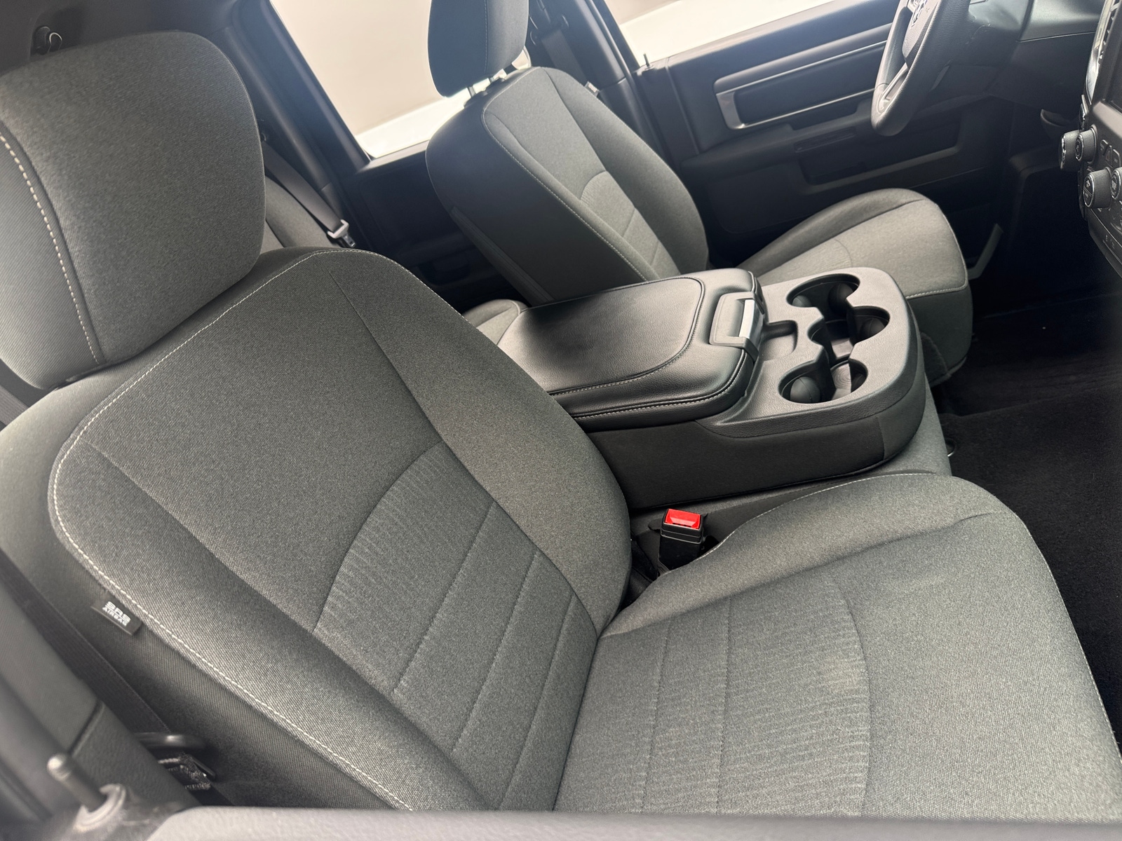 Thumbnail: 2021 RAM 1500 Classic - 2