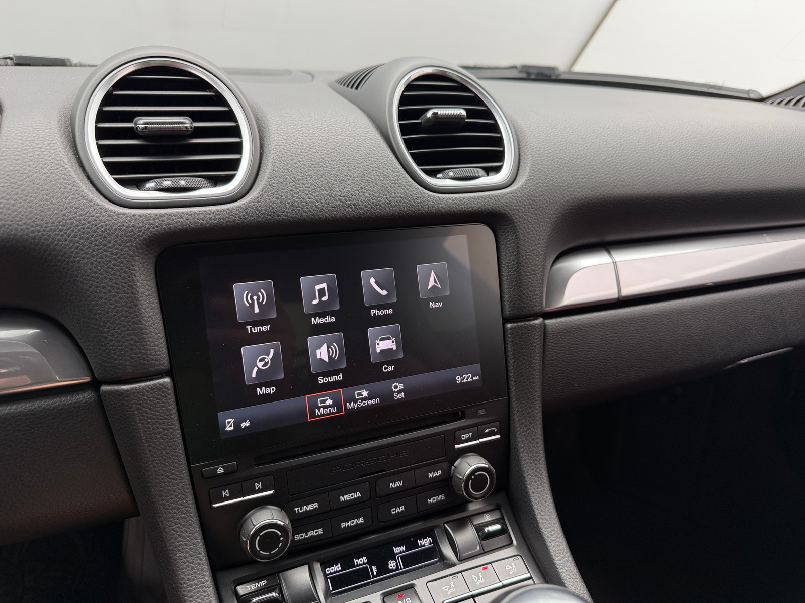 Thumbnail: 2018 Porsche 718 Cayman - 2