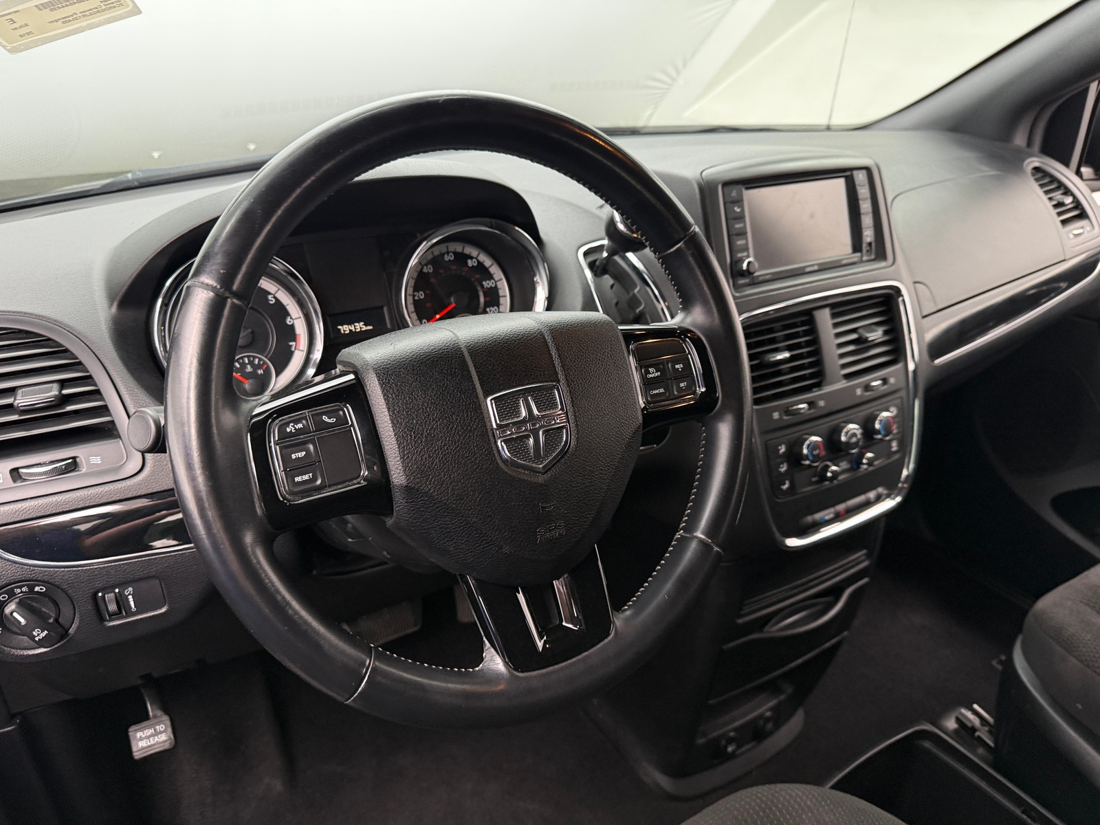 Thumbnail: 2018 Dodge Grand Caravan - 5