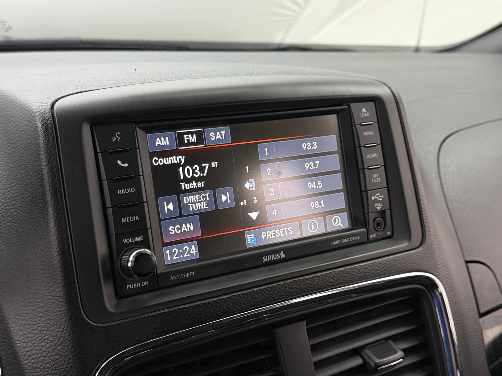 Thumbnail: 2018 Dodge Grand Caravan - 4