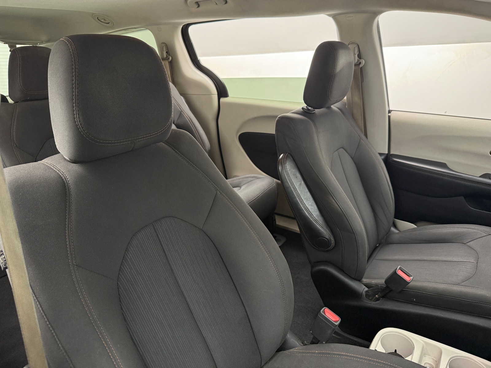 Thumbnail: 2018 Chrysler Pacifica - 2