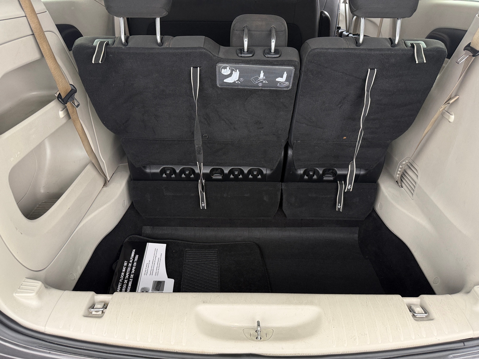 Thumbnail: 2018 Chrysler Pacifica - 7