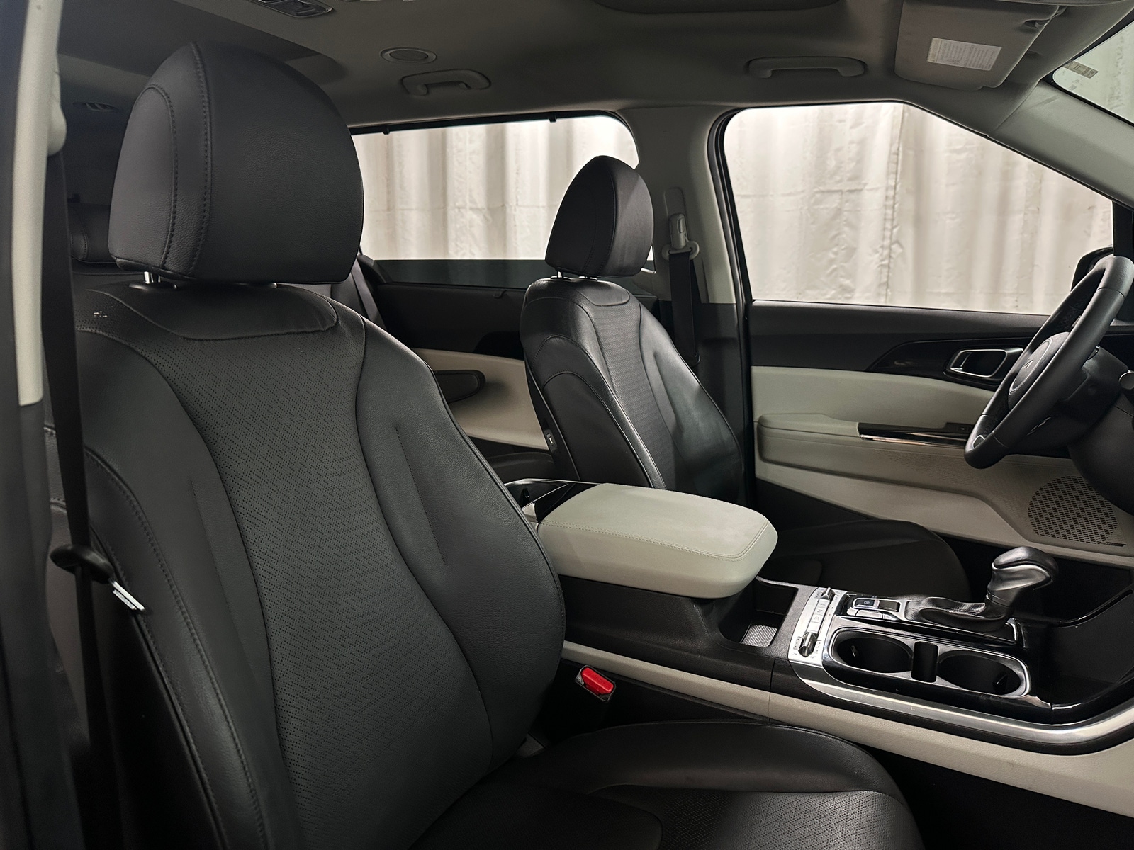 Thumbnail: 2024 Kia Carnival - 2