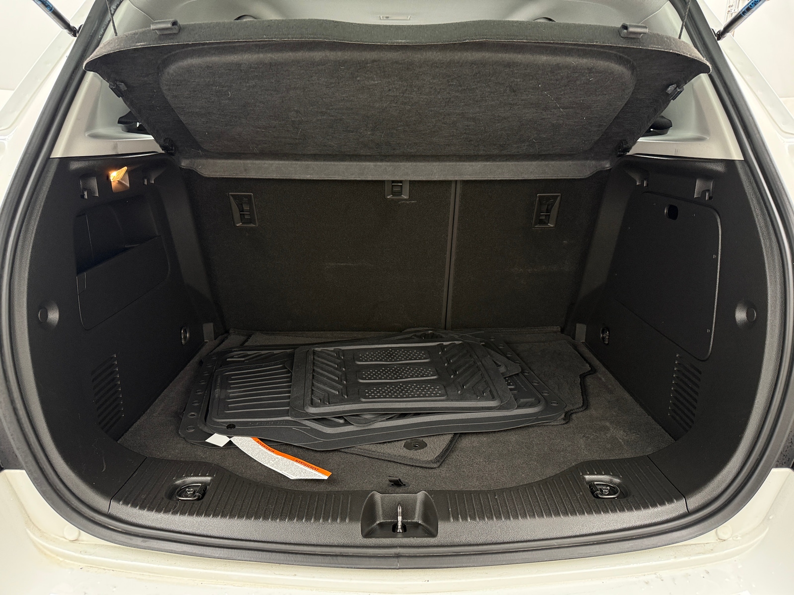 Thumbnail: 2018 Chevrolet Trax - 7