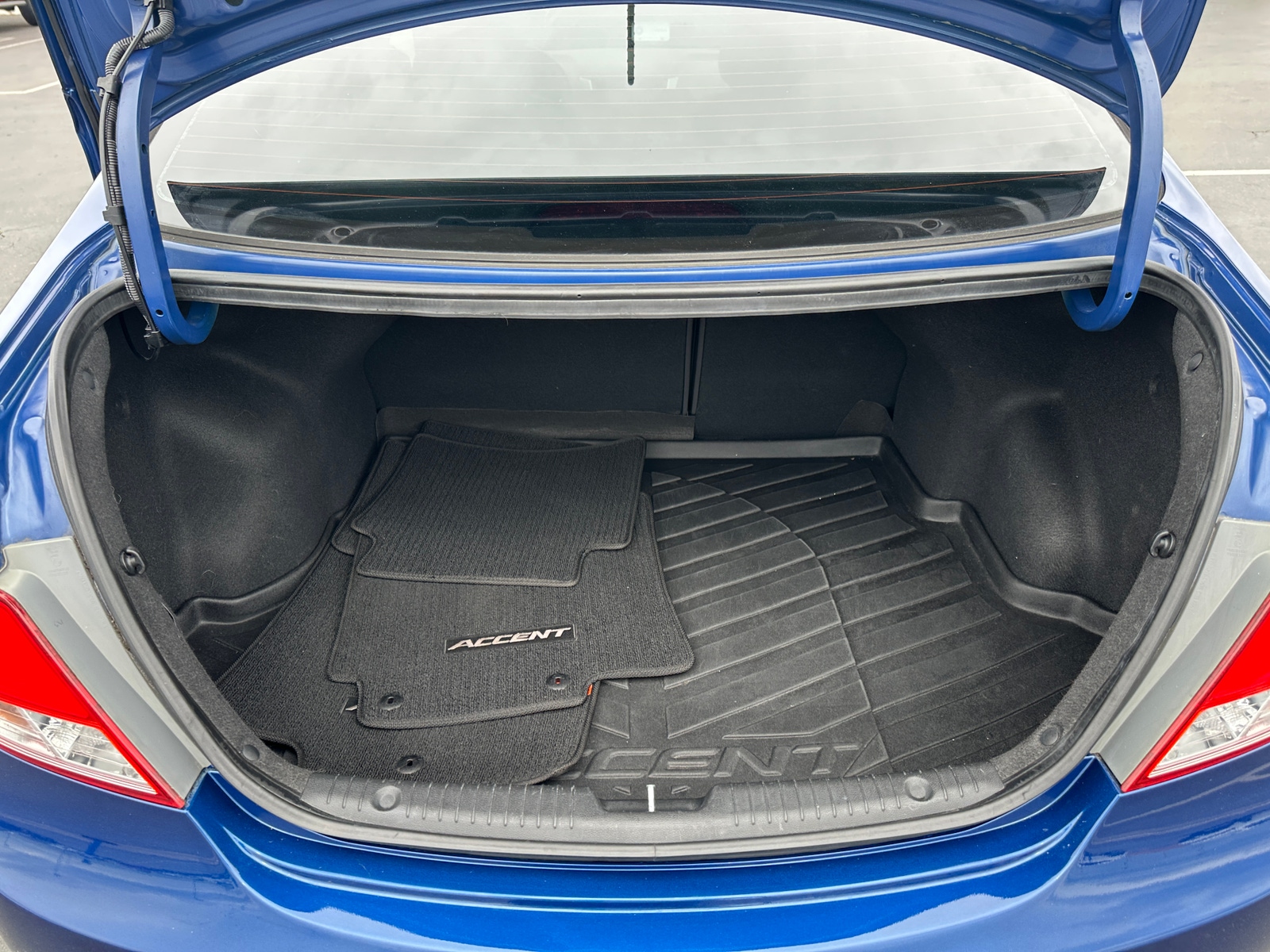 Thumbnail: 2017 Hyundai Accent - 7