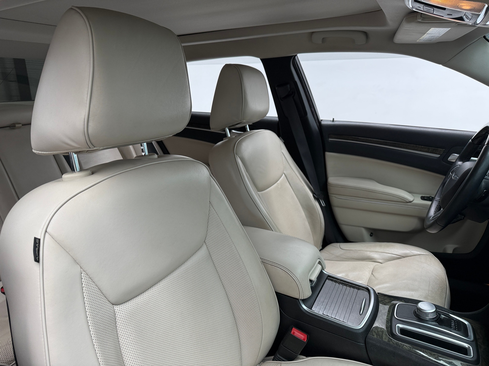 Thumbnail: 2015 Chrysler 300 - 2