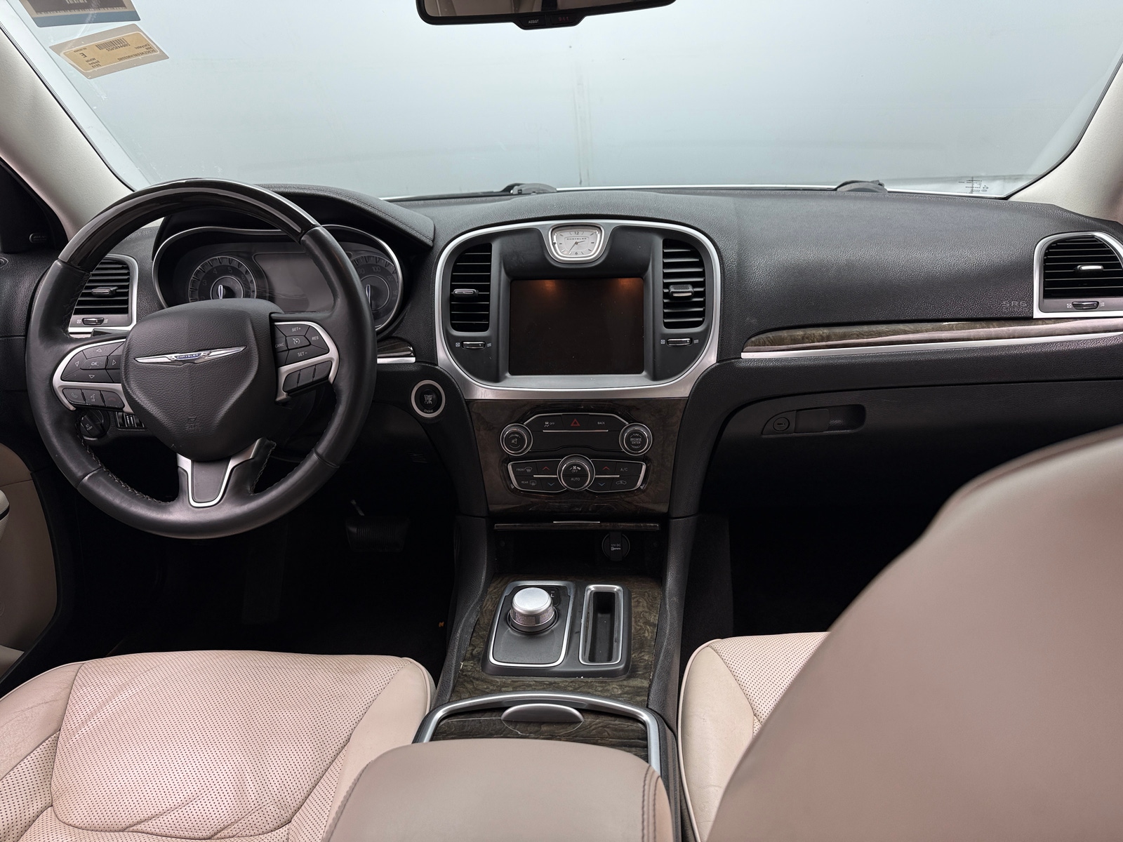 Thumbnail: 2015 Chrysler 300 - 3