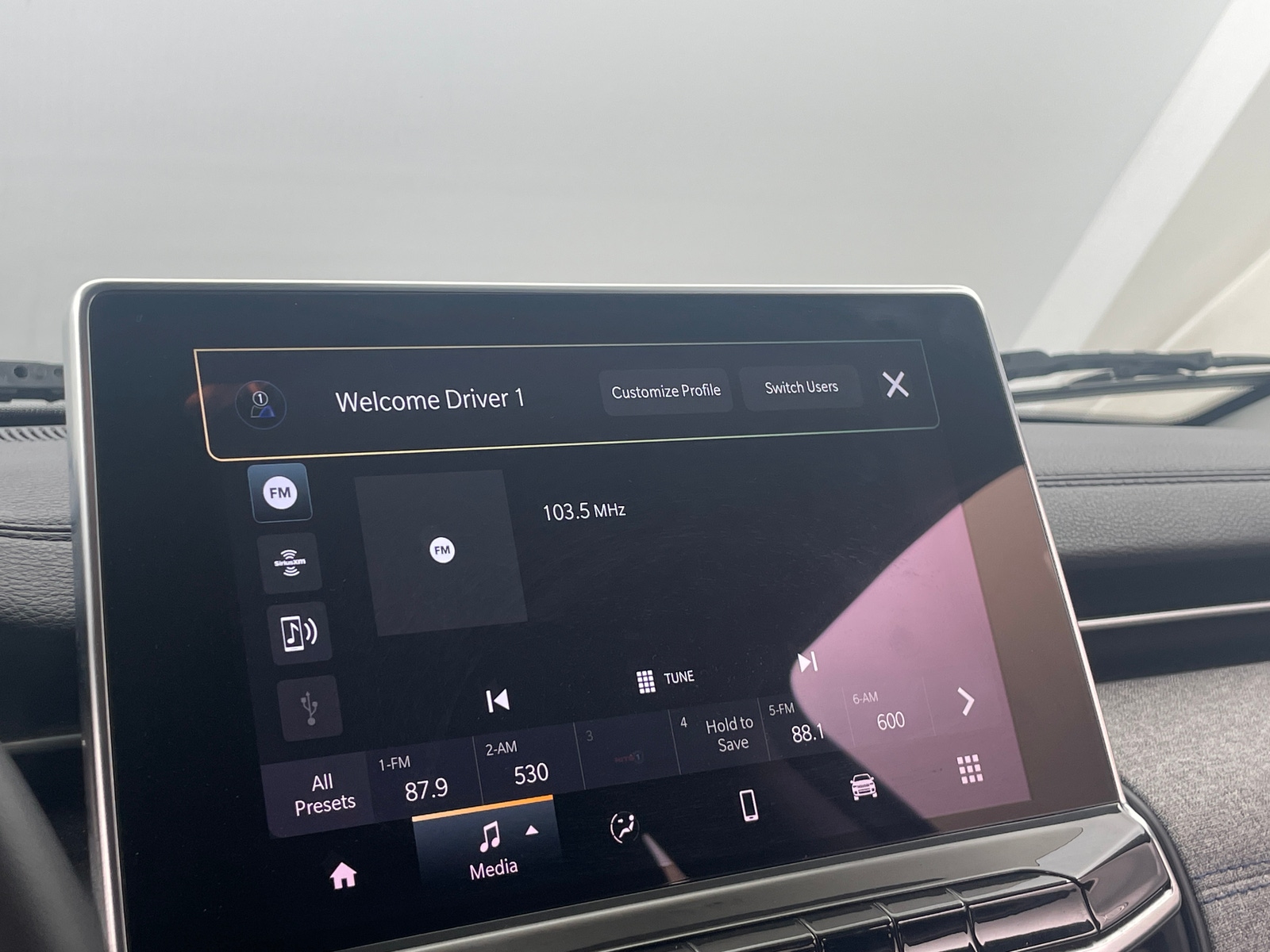 Thumbnail: 2022 Jeep Compass - 3