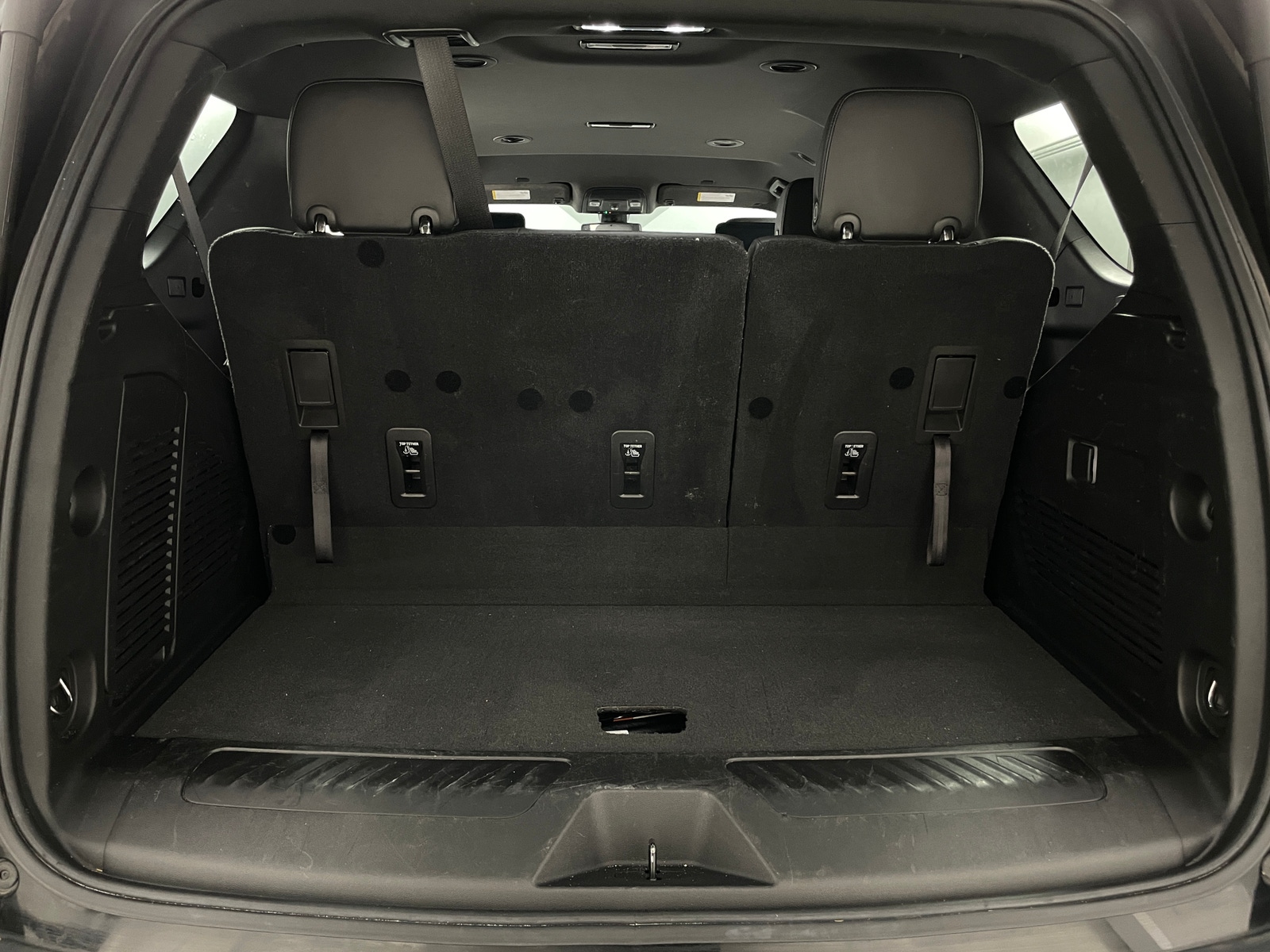 Thumbnail: 2021 Chevrolet Tahoe - 6