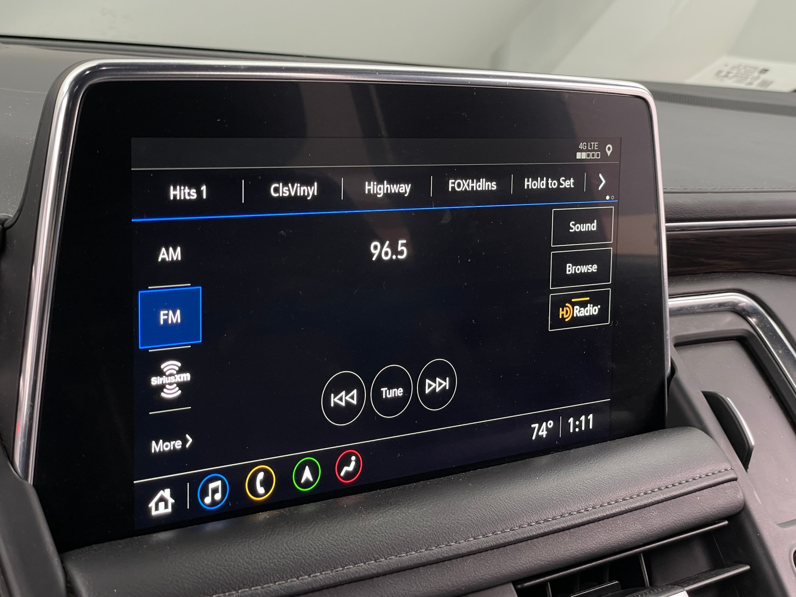 Thumbnail: 2021 Chevrolet Tahoe - 3