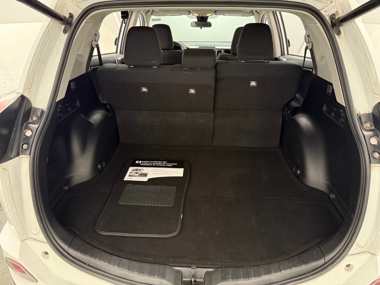 Thumbnail: 2018 Toyota RAV4 - 7