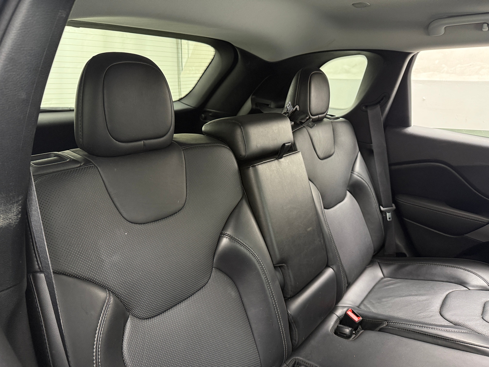 Thumbnail: 2020 Jeep Cherokee - 5